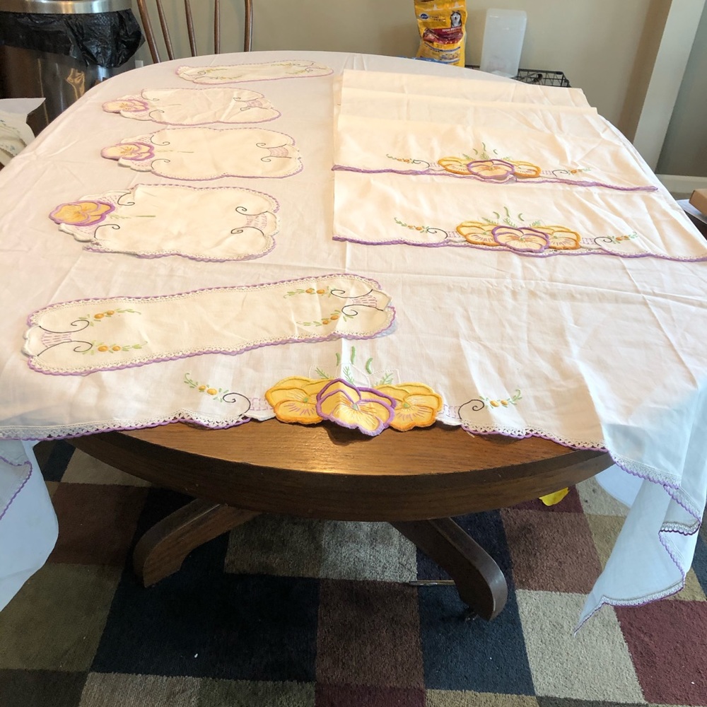 Vintage Matching Bedding Set - Picture 4 of 7